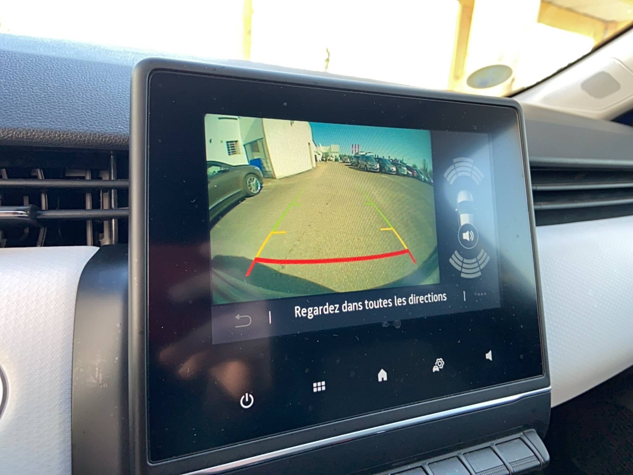 Vente en ligne Renault Clio 5 Clio Blue dCi 100 au prix de 13 990 €