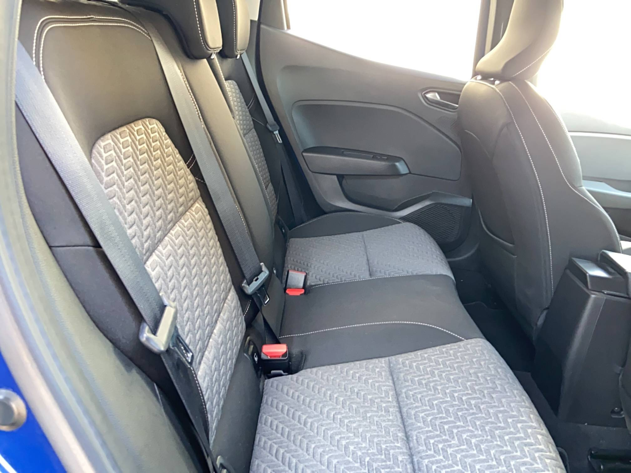 Vente en ligne Renault Clio 5 Clio Blue dCi 100 au prix de 13 990 €