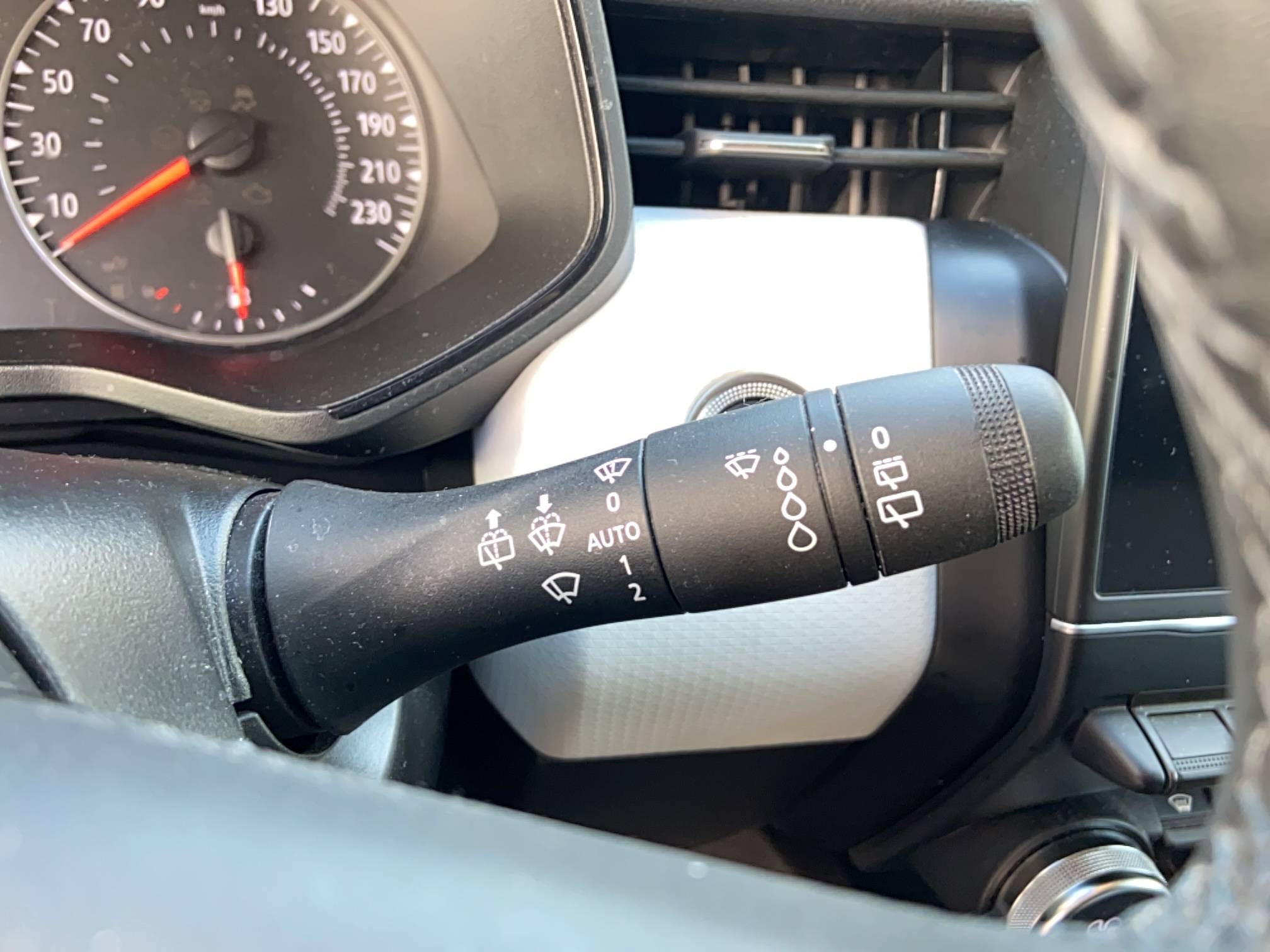 Vente en ligne Renault Clio 5 Clio Blue dCi 100 au prix de 13 990 €