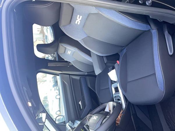 Vente en ligne Dacia Duster  Hybrid 140 4x2 au prix de 28 900 €