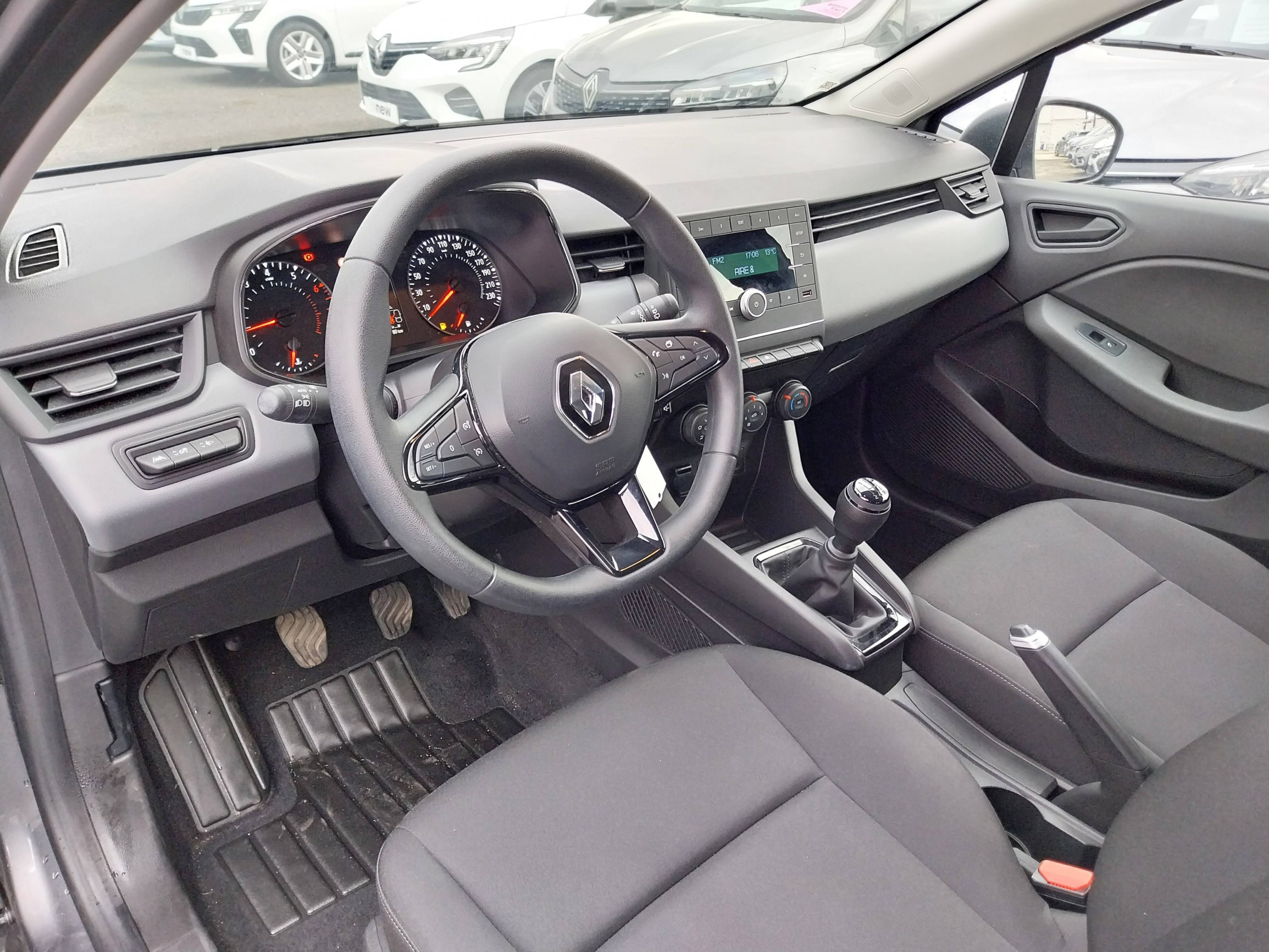 Vente en ligne Renault Clio 5 Clio SCe 65 au prix de 13 190 €