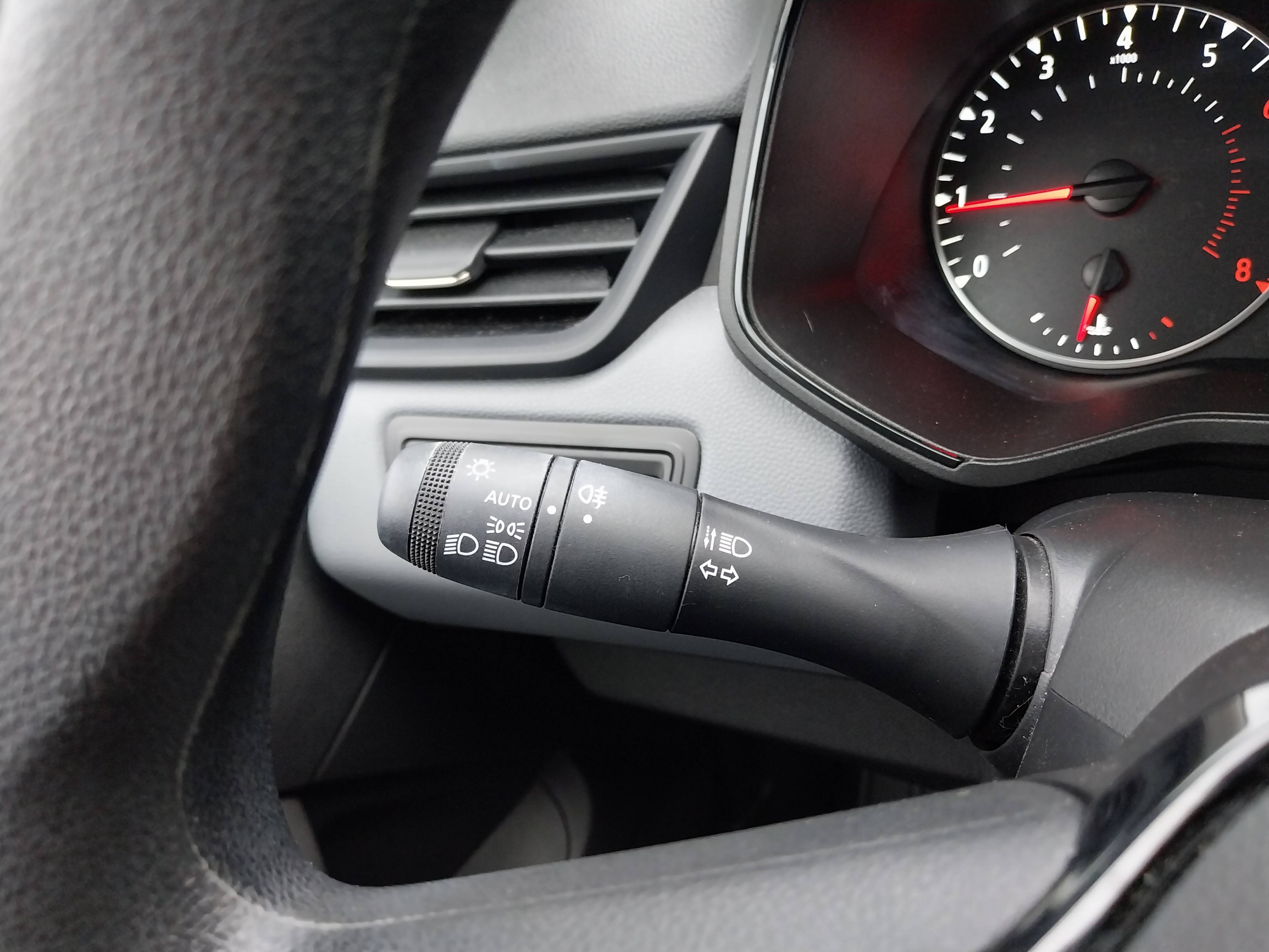 Vente en ligne Renault Clio 5 Clio SCe 65 au prix de 13 190 €