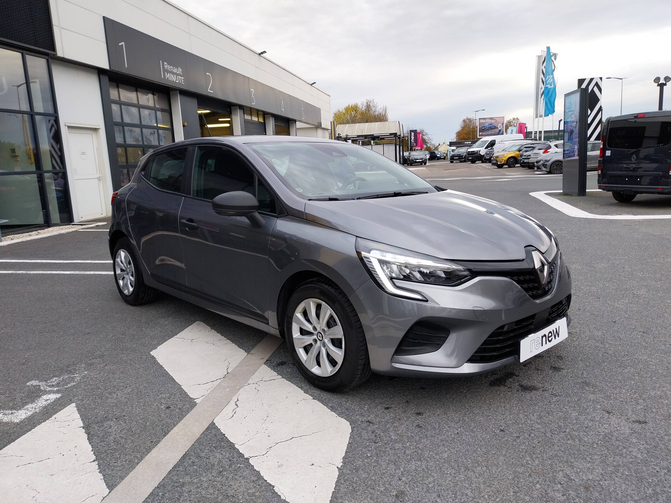 Vente en ligne Renault Clio 5 Clio SCe 65 au prix de 13 190 €