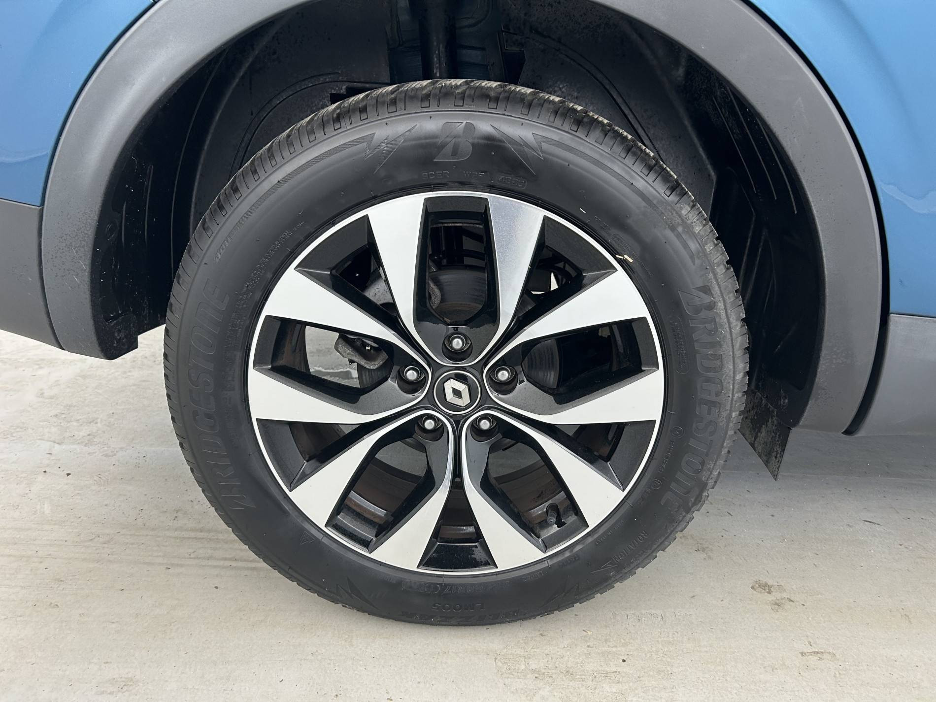 Vente en ligne Renault Arkana  E-Tech 145 - 23 au prix de 21 990 €