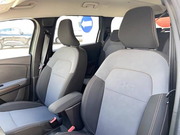 Vente en ligne Dacia Jogger  ECO-G 100 7 places GSR2 au prix de 21 990 €