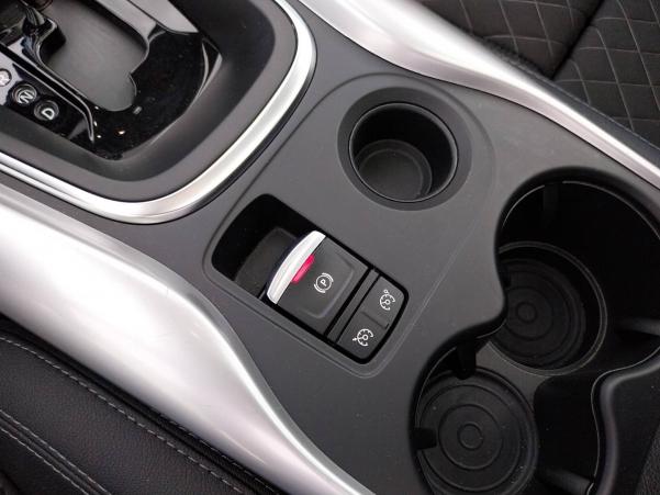 Vente en ligne Renault Kadjar  TCe 140 FAP EDC au prix de 18 990 €