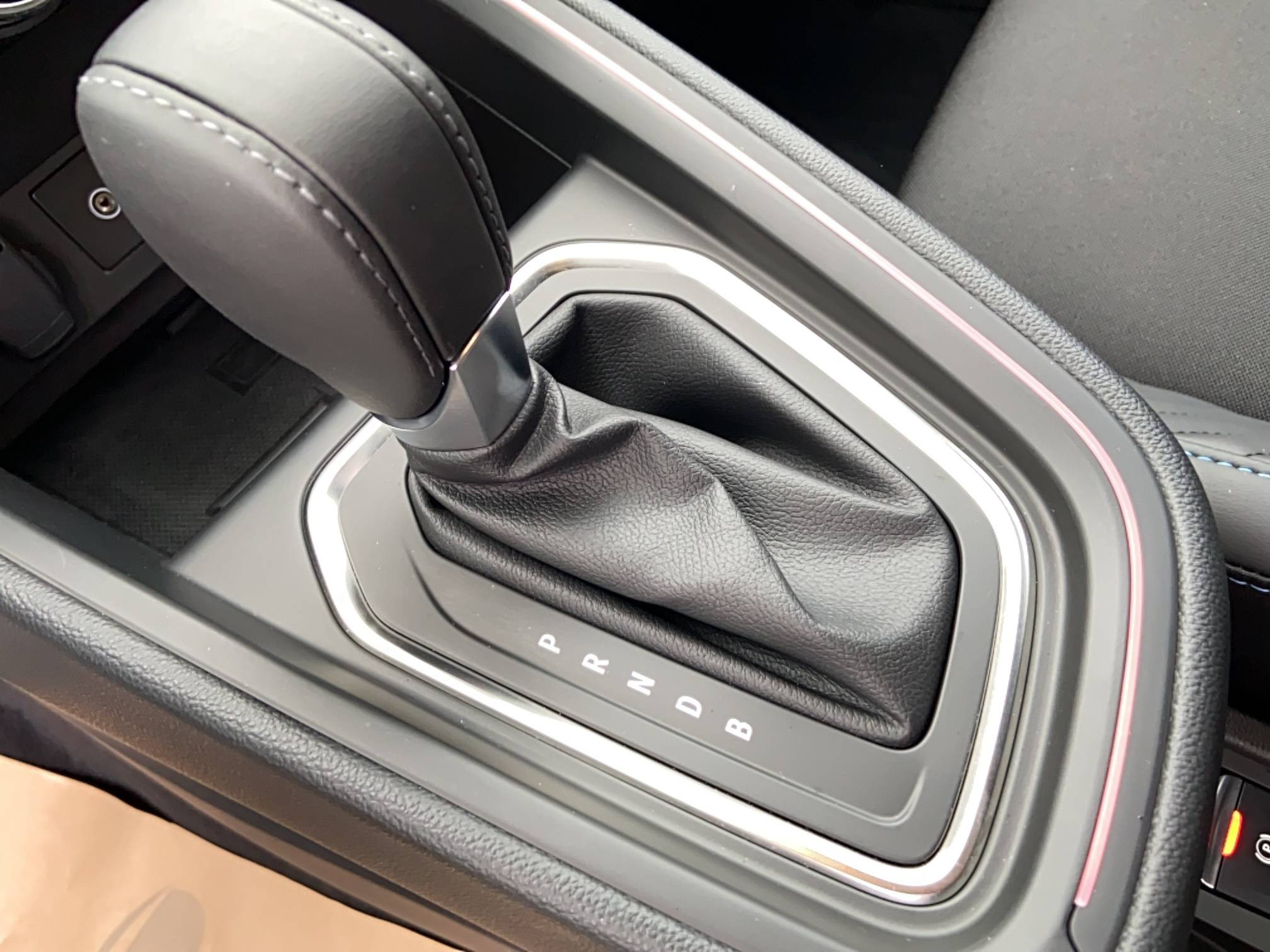 Vente en ligne Renault Clio 5 Clio E-Tech full hybrid 145 ch GSR2 au prix de 27 490 €