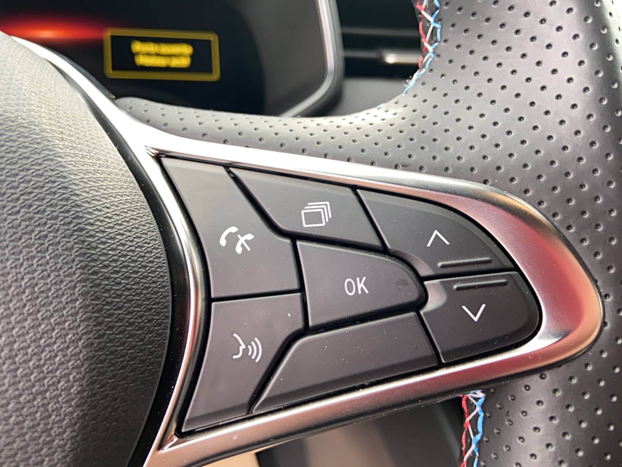 Vente en ligne Renault Clio 5 Clio E-Tech full hybrid 145 ch GSR2 au prix de 27 490 €