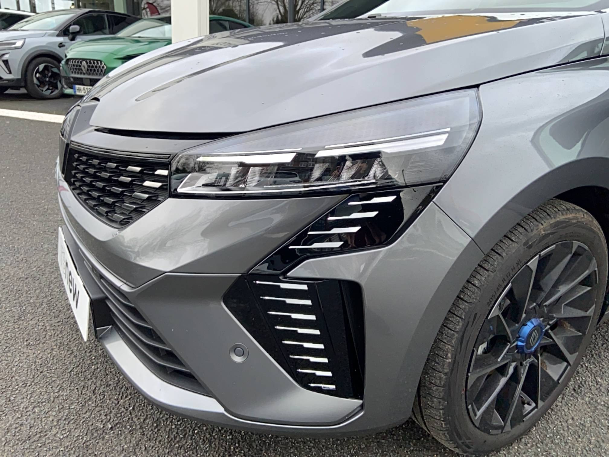 Vente en ligne Renault Clio 5 Clio E-Tech full hybrid 145 ch GSR2 au prix de 27 490 €