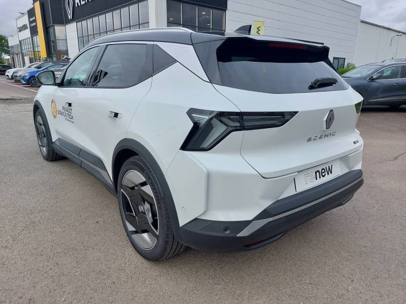 Vente en ligne Renault Scenic E-Tech  220 ch grande autonomie au prix de 45 990 €