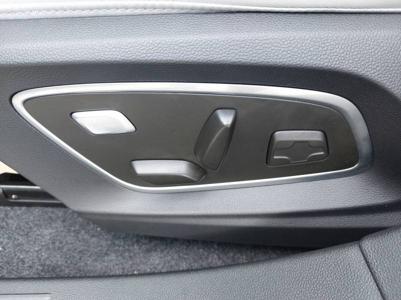 Vente en ligne Renault Scenic E-Tech  220 ch grande autonomie au prix de 45 990 €