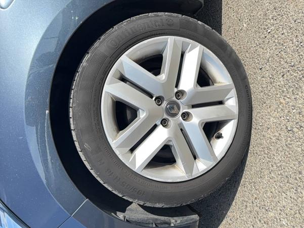 Vente en ligne Renault Clio 5 Clio E-Tech 140 - 21N au prix de 12 980 €