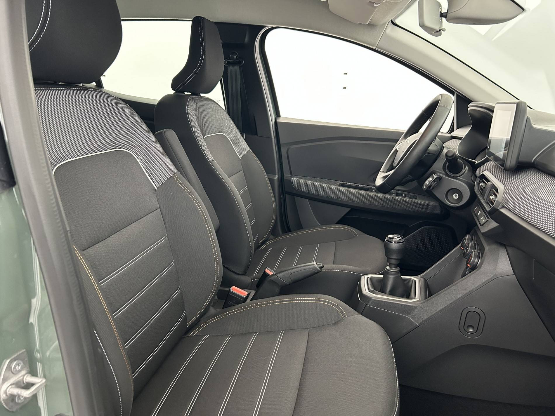 Vente en ligne Dacia Sandero  ECO-G 100 au prix de 15 980 €