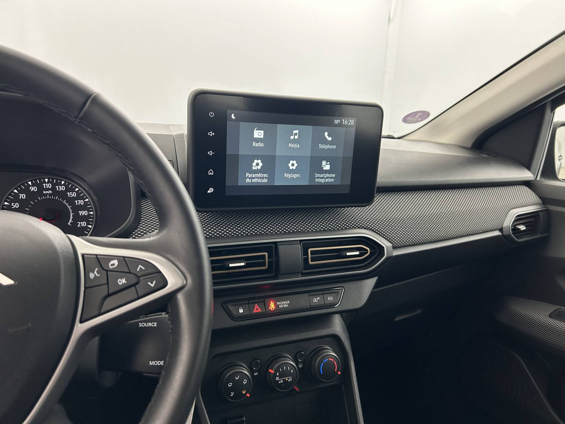 Vente en ligne Dacia Sandero  ECO-G 100 au prix de 15 980 €