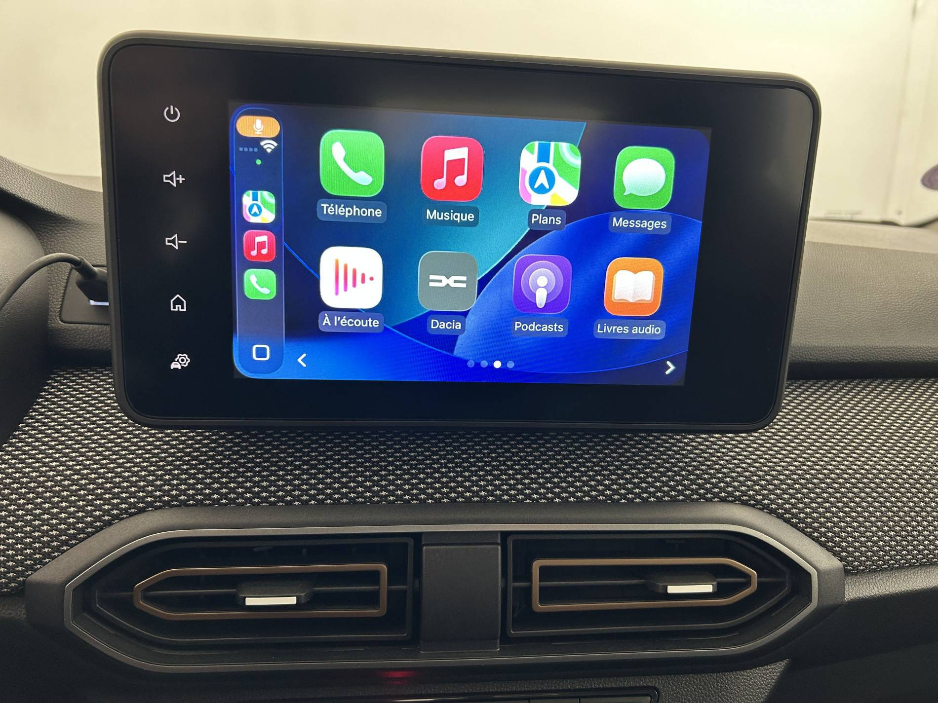 Vente en ligne Dacia Sandero  ECO-G 100 au prix de 15 980 €