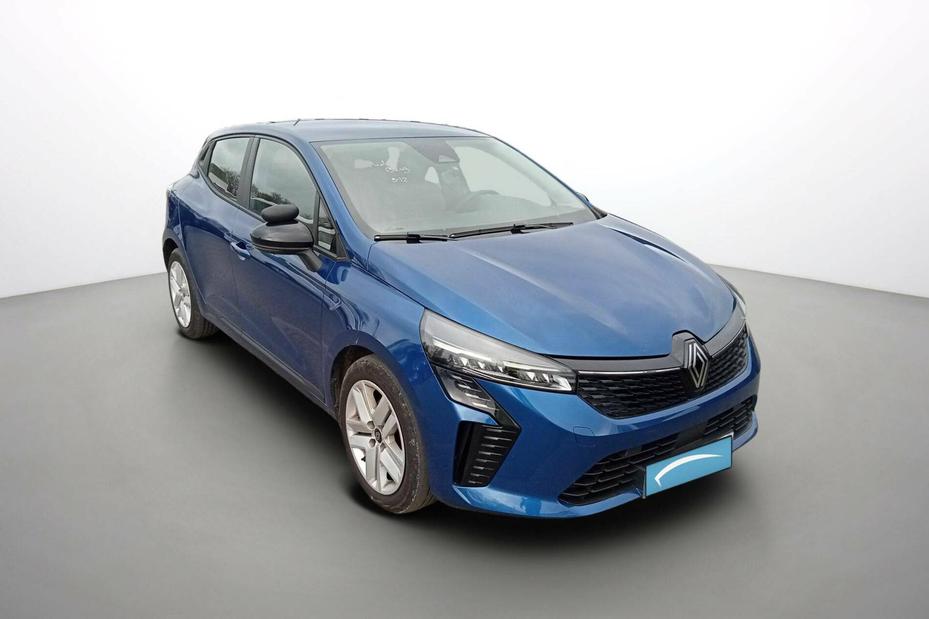 Vente en ligne Renault Clio 5 Clio Blue dCi 100 ch GSR2 au prix de 16 780 €