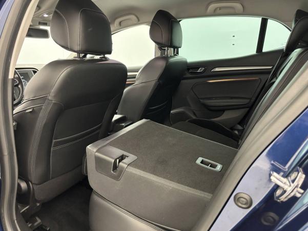 Vente en ligne Renault Megane 4 Mégane IV Berline TCe 140 Energy au prix de 13 680 €
