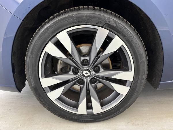 Vente en ligne Renault Megane 4 Mégane IV Berline TCe 140 Energy au prix de 13 680 €