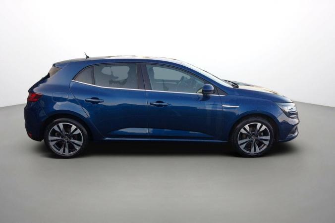 Vente en ligne Renault Megane 4 Mégane IV Berline TCe 140 Energy au prix de 13 680 €