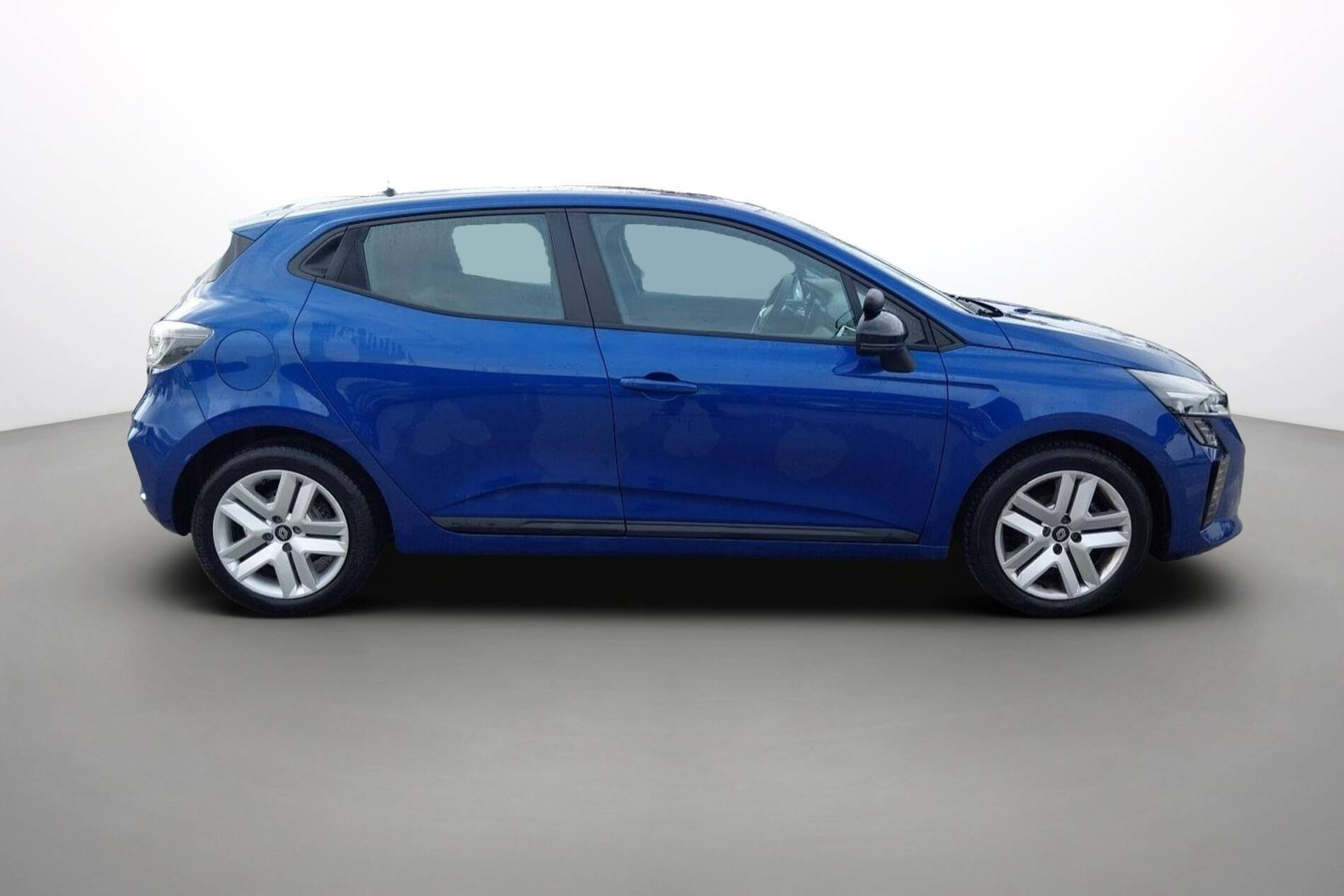 Vente en ligne Renault Clio 5 Clio Blue dCi 100 ch GSR2 au prix de 16 980 €