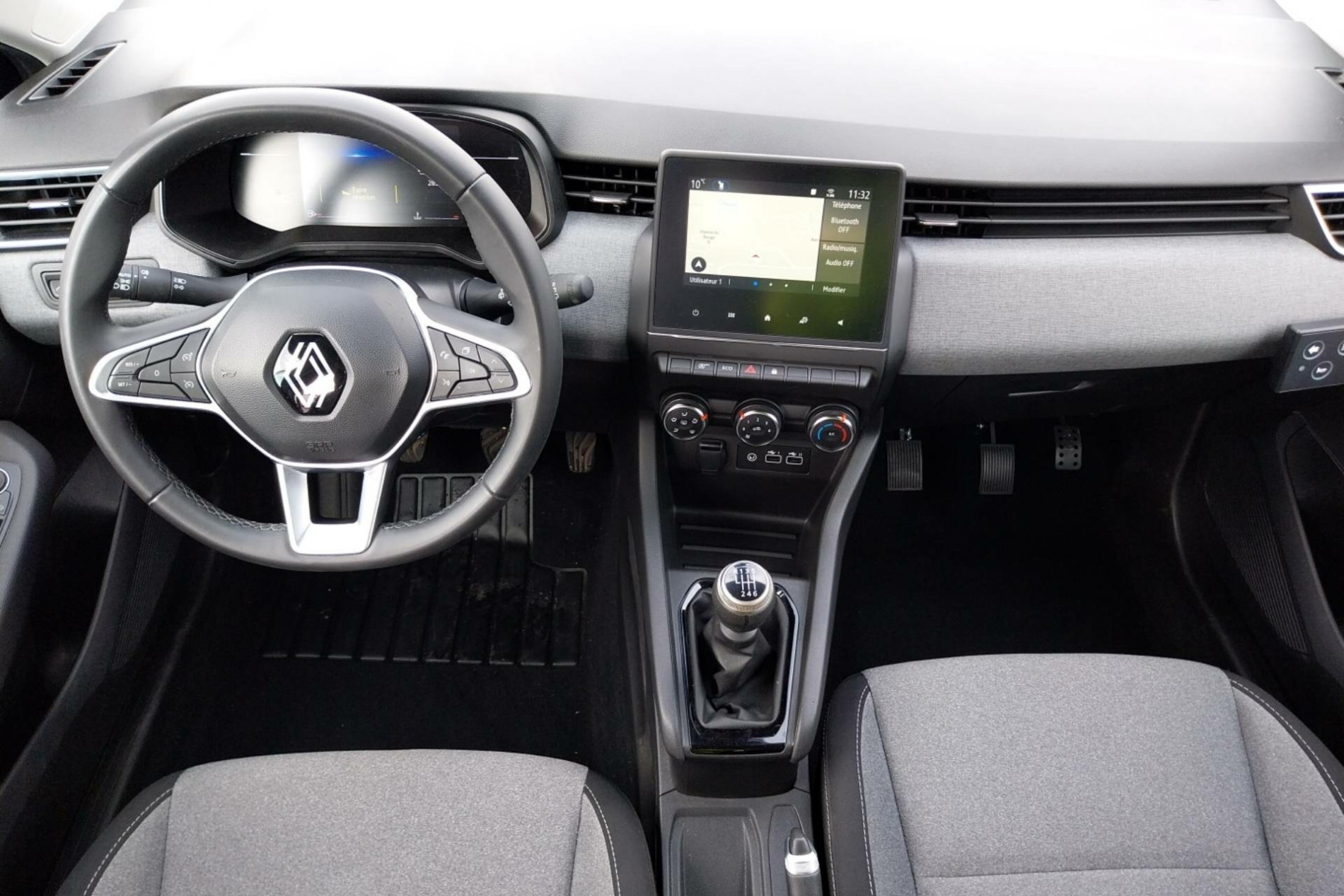 Vente en ligne Renault Clio 5 Clio Blue dCi 100 ch GSR2 au prix de 16 980 €