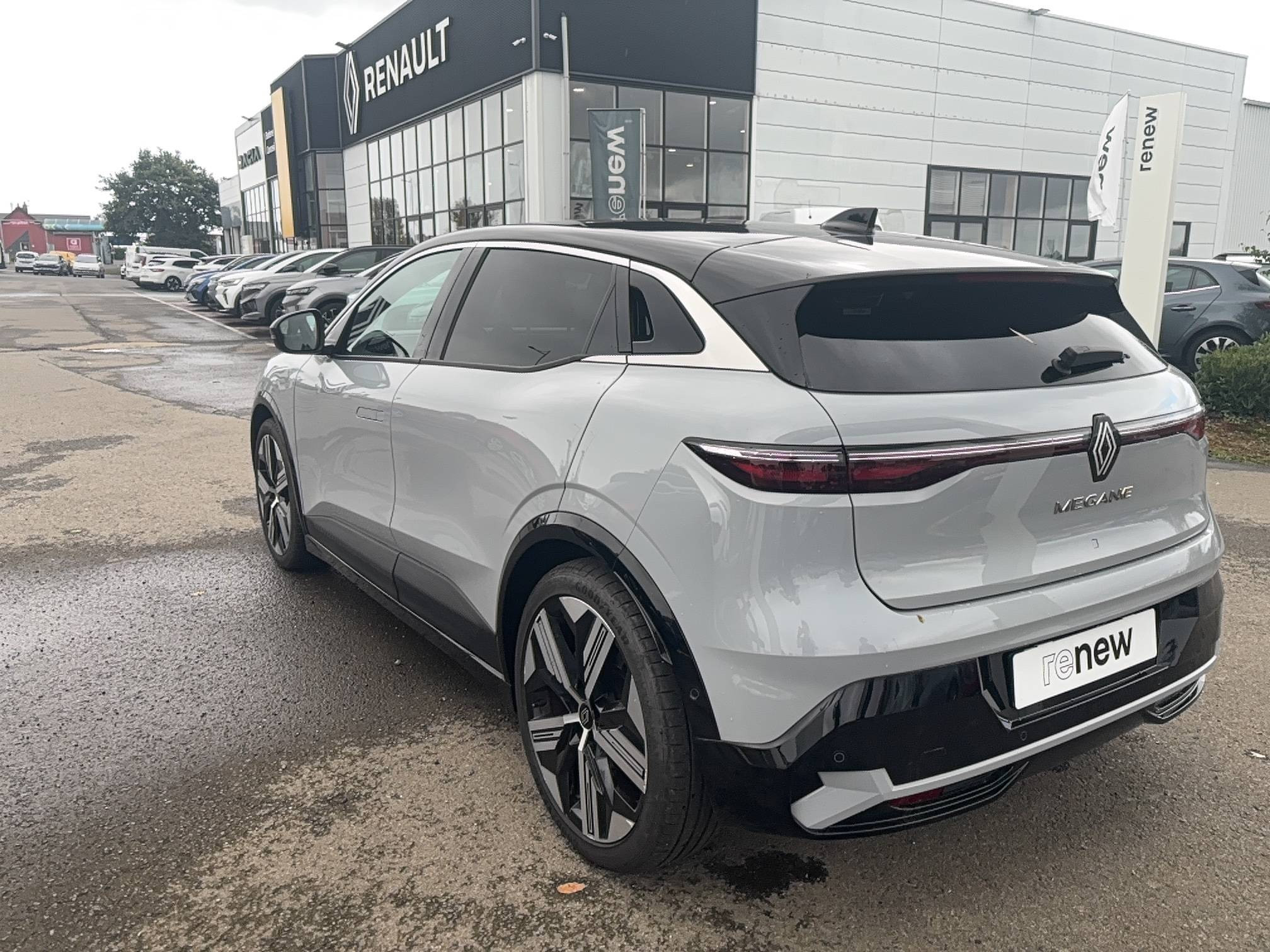 Vente en ligne Renault Megane E-Tech  EV60 220 ch super charge au prix de 23 290 €