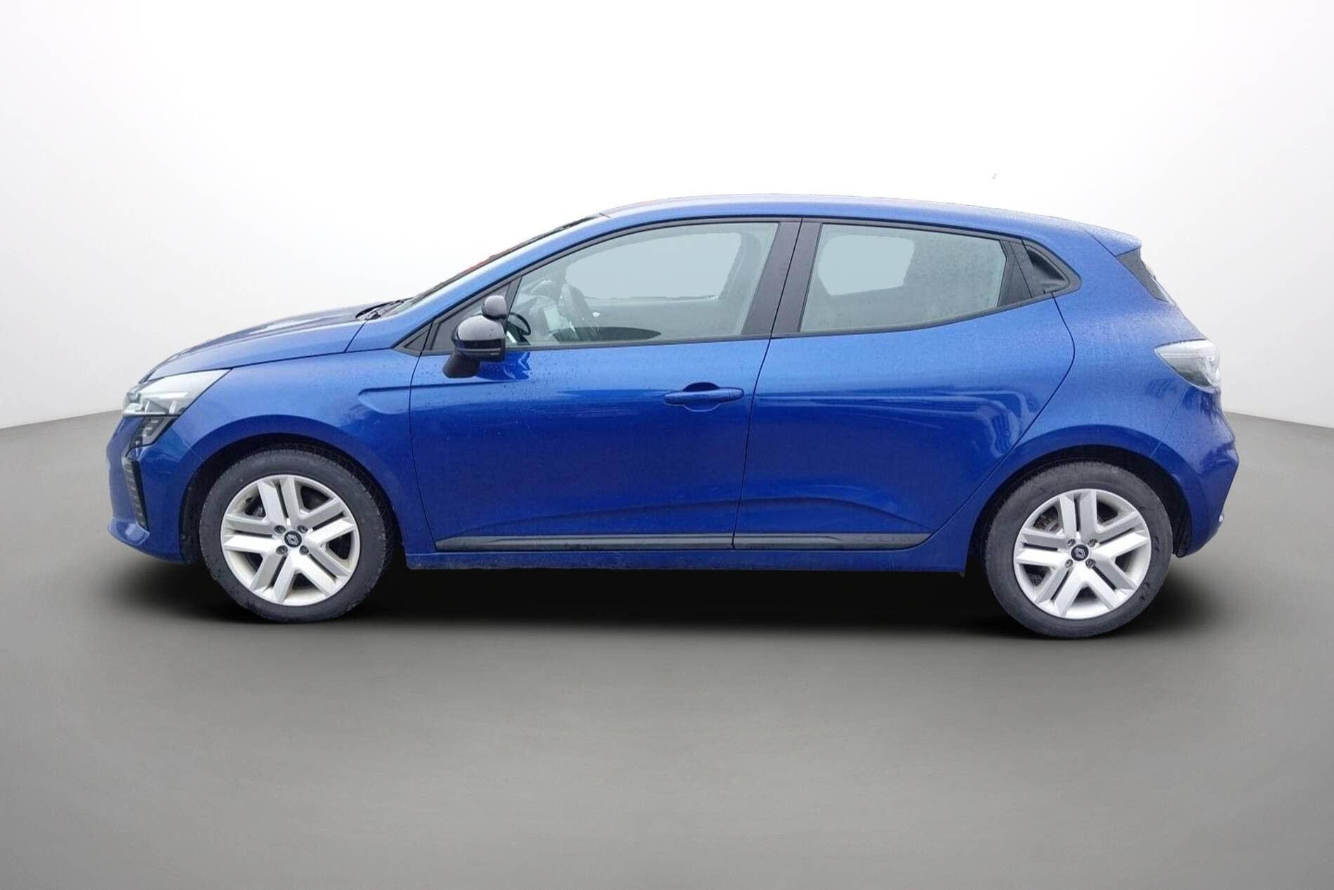 Vente en ligne Renault Clio 5 Clio Blue dCi 100 au prix de 17 480 €
