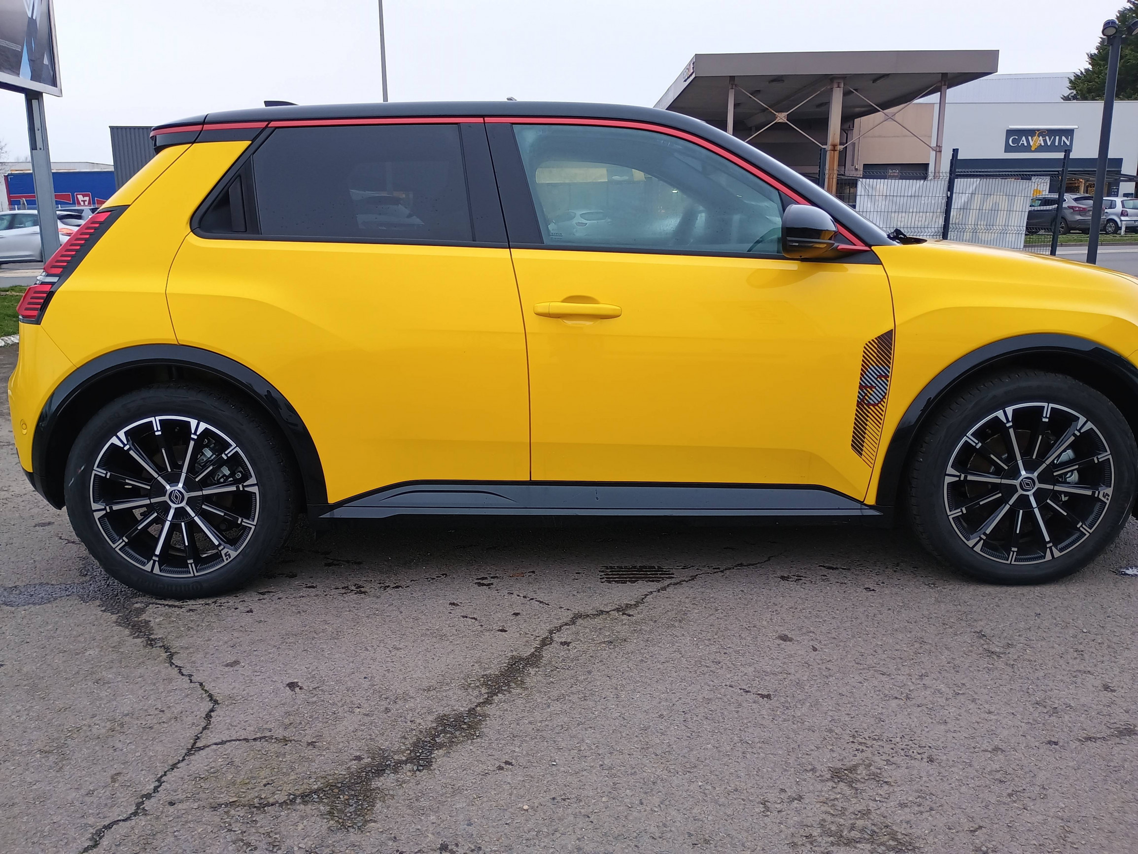 Vente en ligne Renault R5 E-Tech  150 ch autonomie confort au prix de 33 980 €