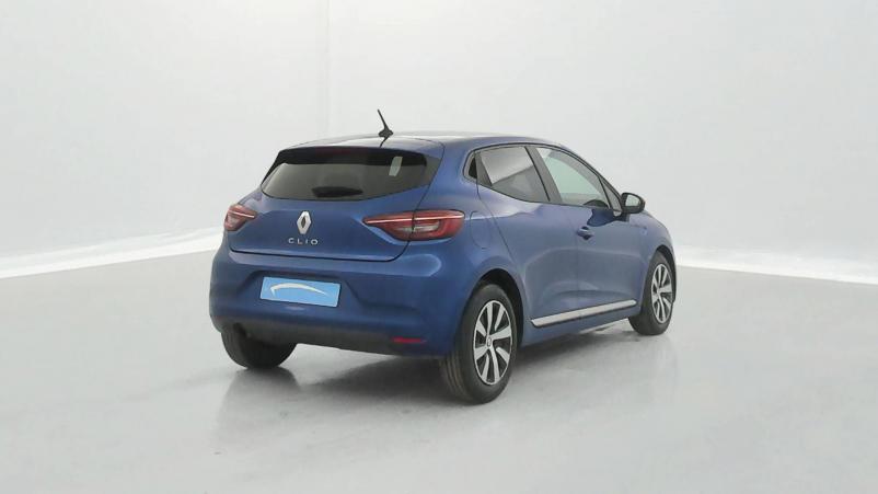 Vente en ligne Renault Clio 5 Clio Blue dCi 100 - 21N au prix de 15 990 €