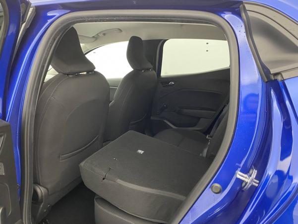 Vente en ligne Renault Clio 5 Clio Blue dCi 100 - 21N au prix de 15 990 €