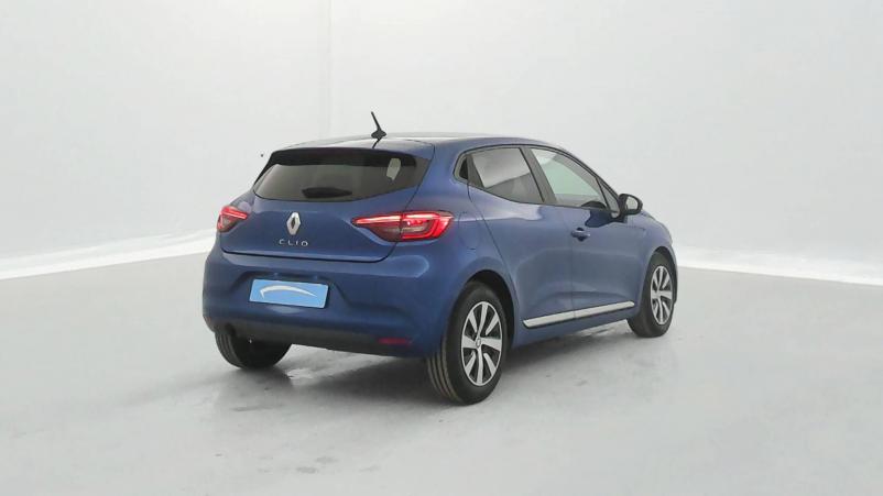 Vente en ligne Renault Clio 5 Clio Blue dCi 100 - 21N au prix de 15 290 €