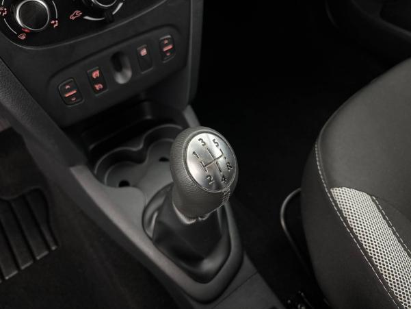 Vente en ligne Dacia Logan 2  TCe 90 au prix de 10 980 €