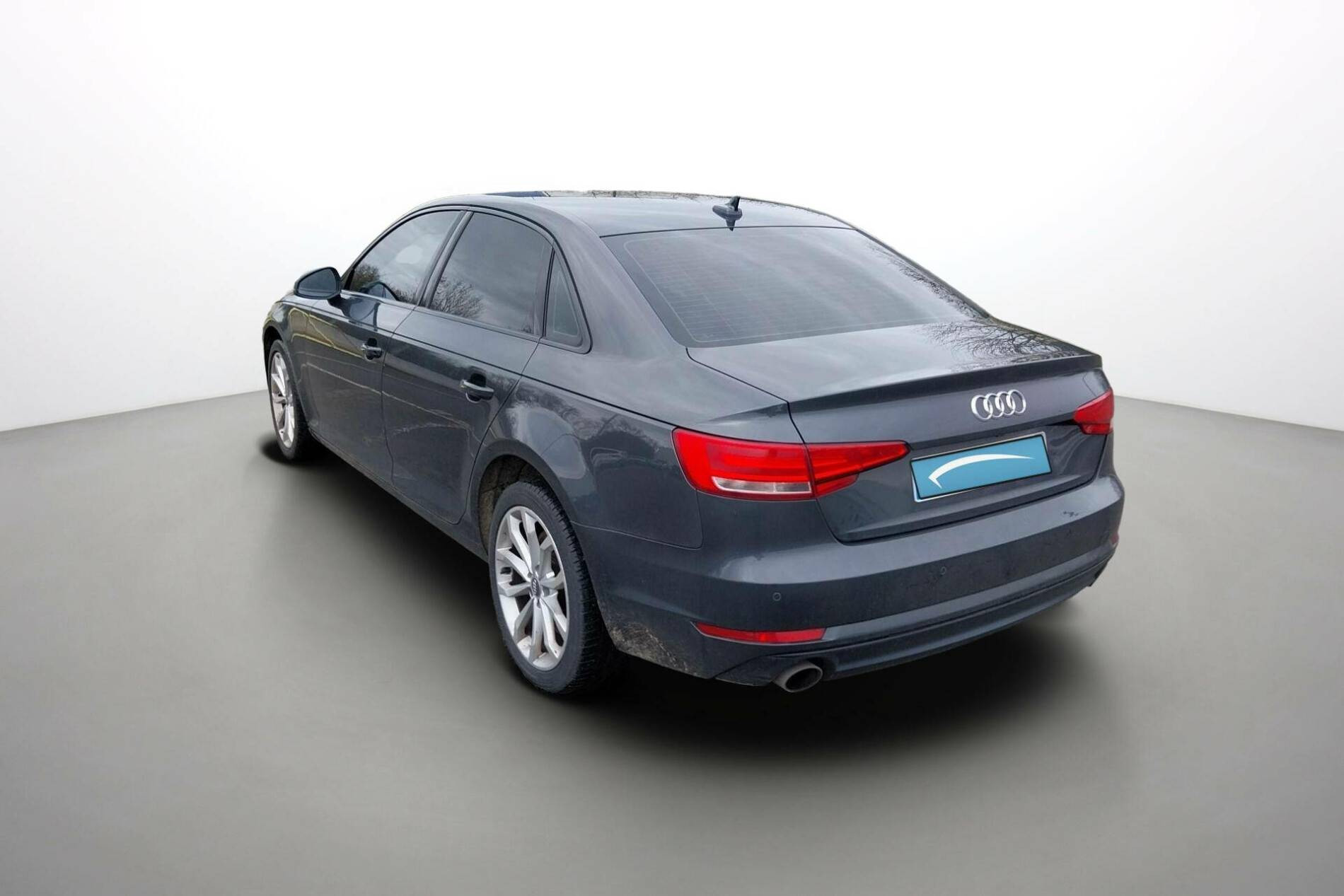 Vente en ligne Audi A4  2.0 TFSI 252 S tronic 7 Quattro au prix de 21 680 €
