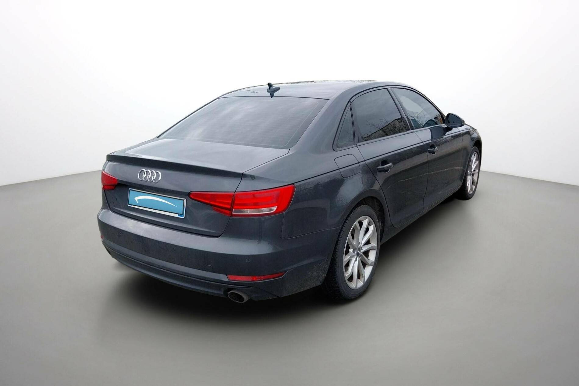 Vente en ligne Audi A4  2.0 TFSI 252 S tronic 7 Quattro au prix de 21 680 €