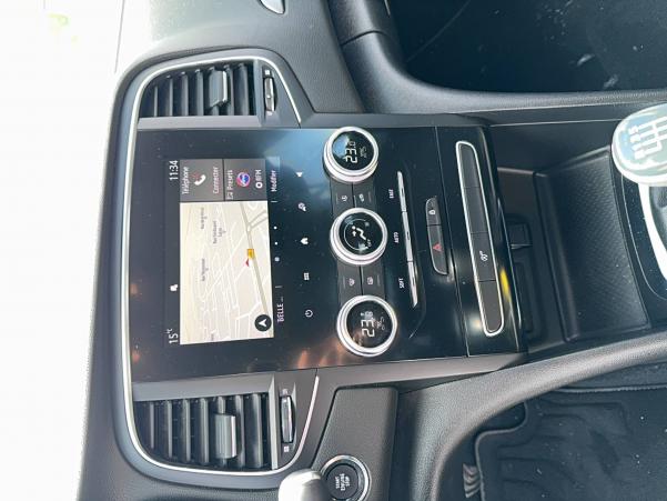 Vente en ligne Renault Megane 4  Blue dCi 115 au prix de 18 980 €