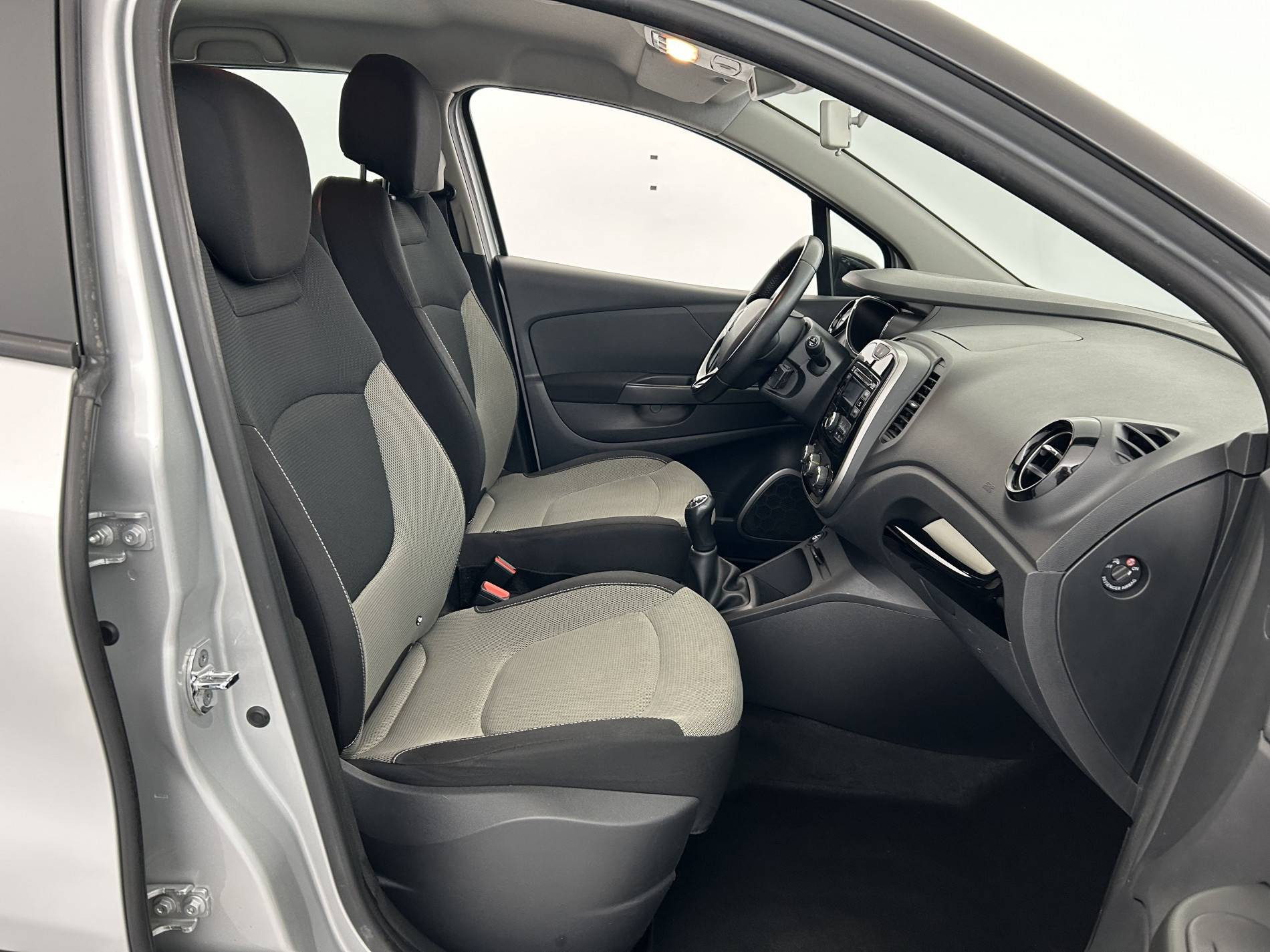 Vente en ligne Renault Captur  TCe 90 Energy au prix de 10 380 €