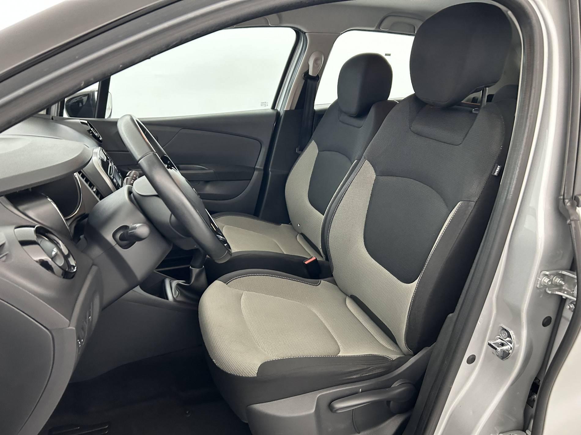 Vente en ligne Renault Captur  TCe 90 Energy au prix de 10 380 €