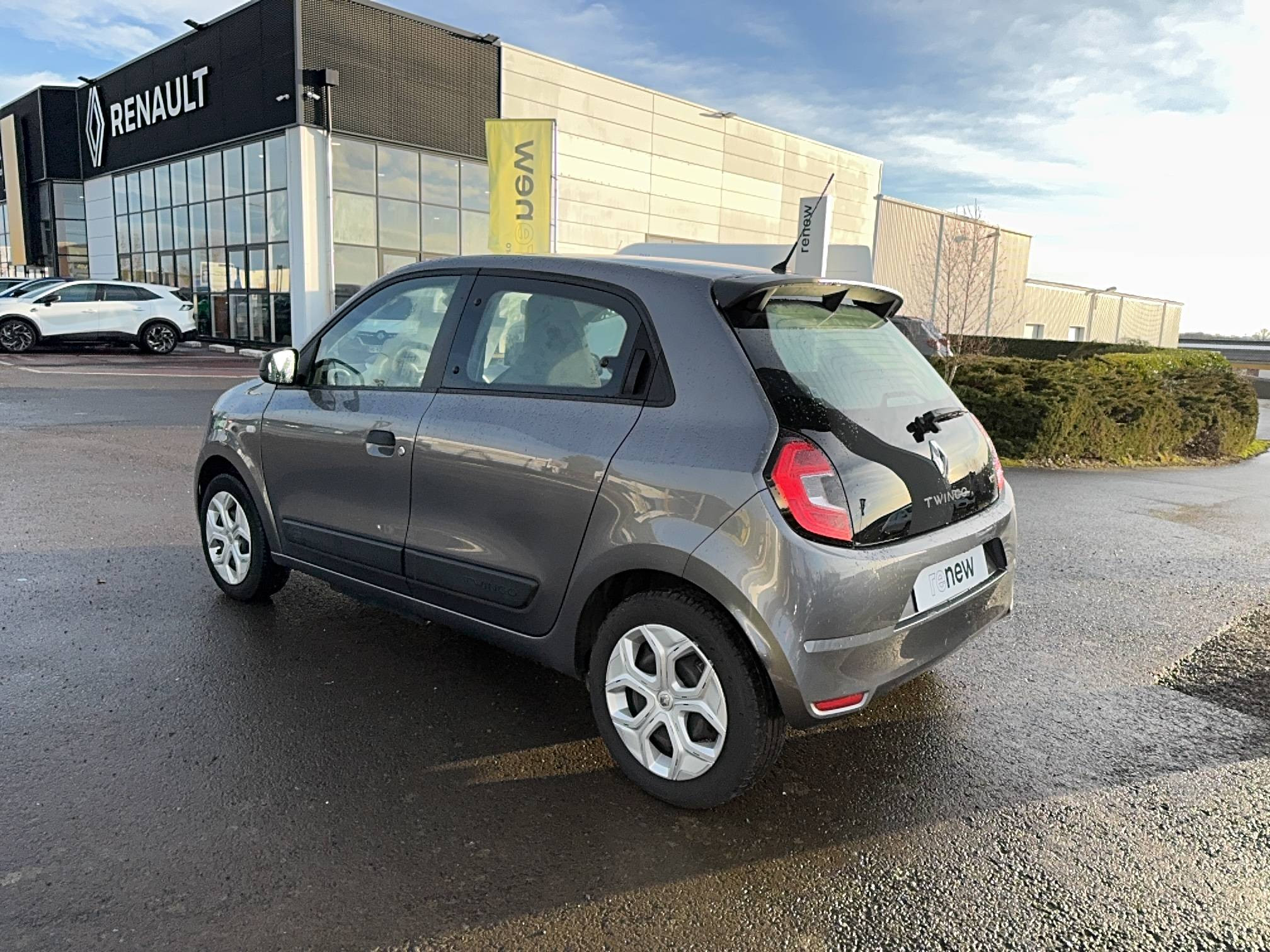 Vente en ligne Renault Twingo Electrique Twingo III E-Tech au prix de 10 980 €