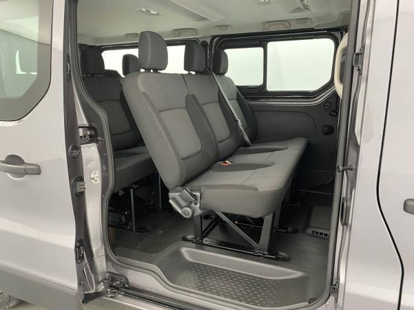 Vente en ligne Renault Trafic 3 Combi  L2 dCi 120 S&S au prix de 27 990 €