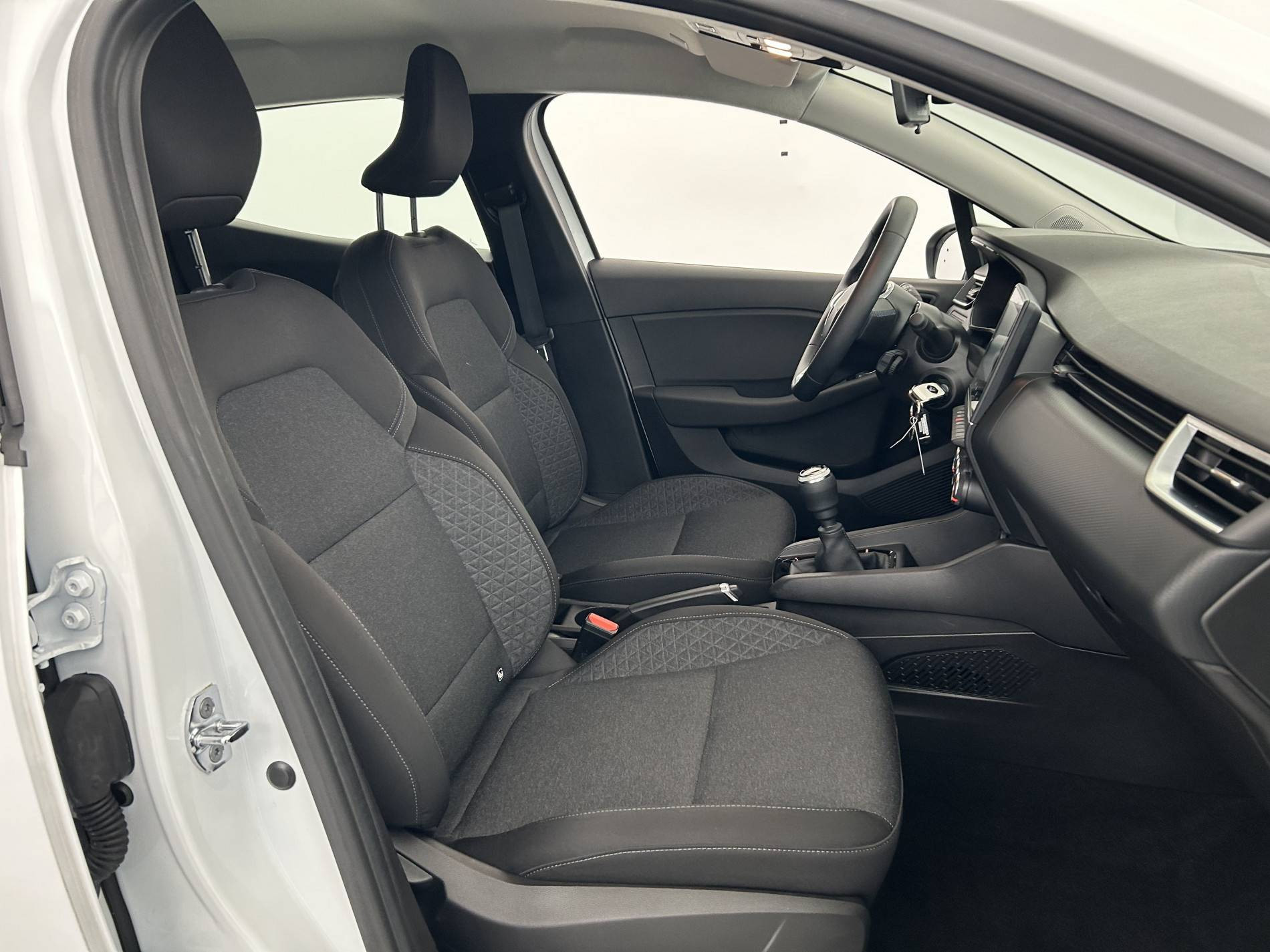 Vente en ligne Renault Clio 5 Clio TCe 90 au prix de 13 480 €