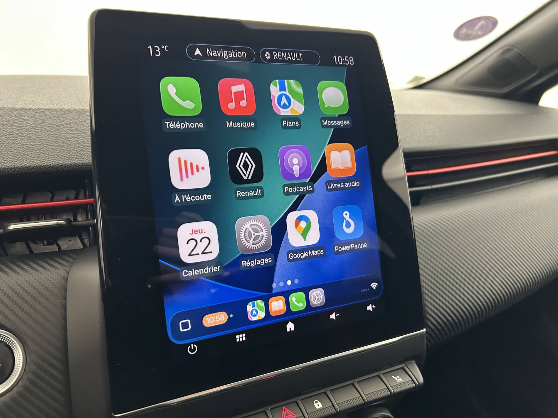 Vente en ligne Renault Clio 5 Clio E-Tech 140 - 21N au prix de 16 790 €