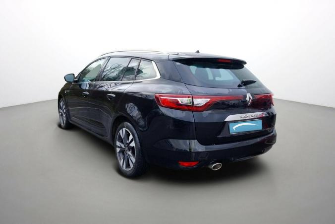 Vente en ligne Renault Megane 4 Estate Mégane IV Estate TCe 140 EDC FAP au prix de 15 990 €