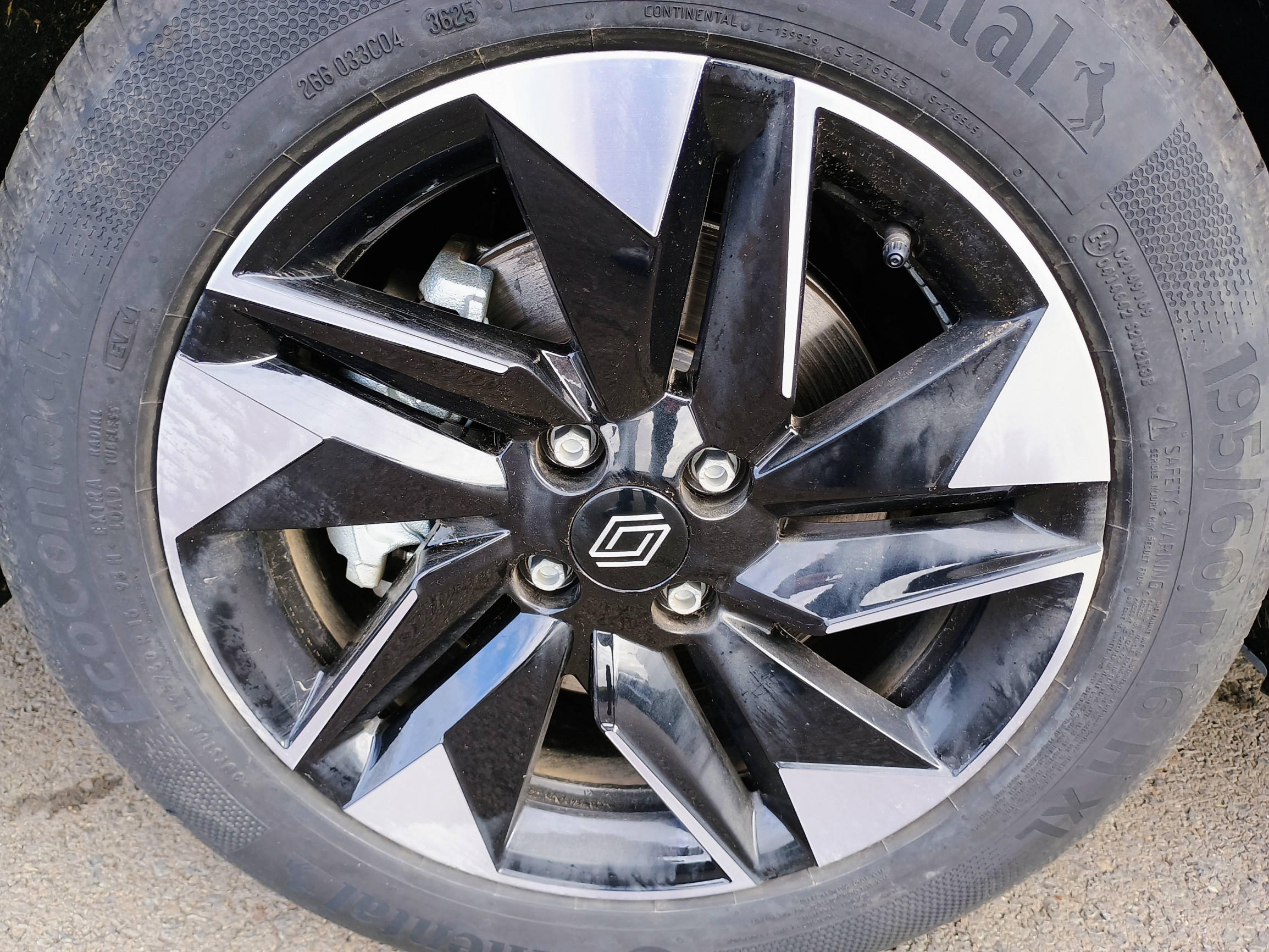 Vente en ligne Renault Clio 6 Clio E-Tech full hybrid 160 ch au prix de 26 980 €