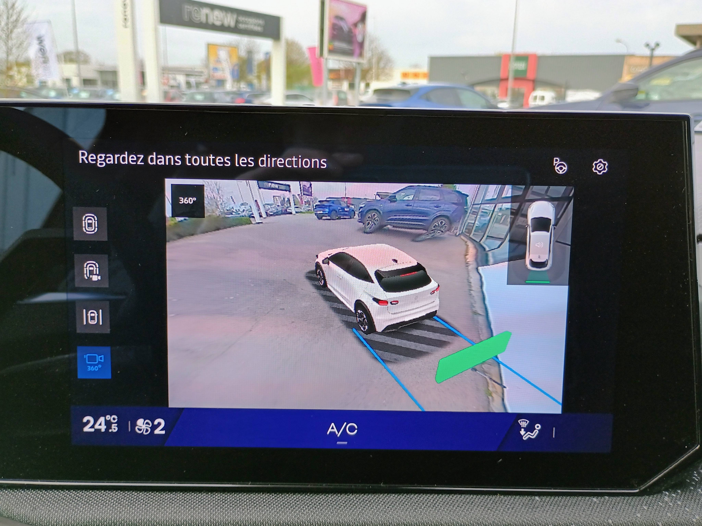 Vente en ligne Renault Clio 6 Clio E-Tech full hybrid 160 ch au prix de 26 980 €