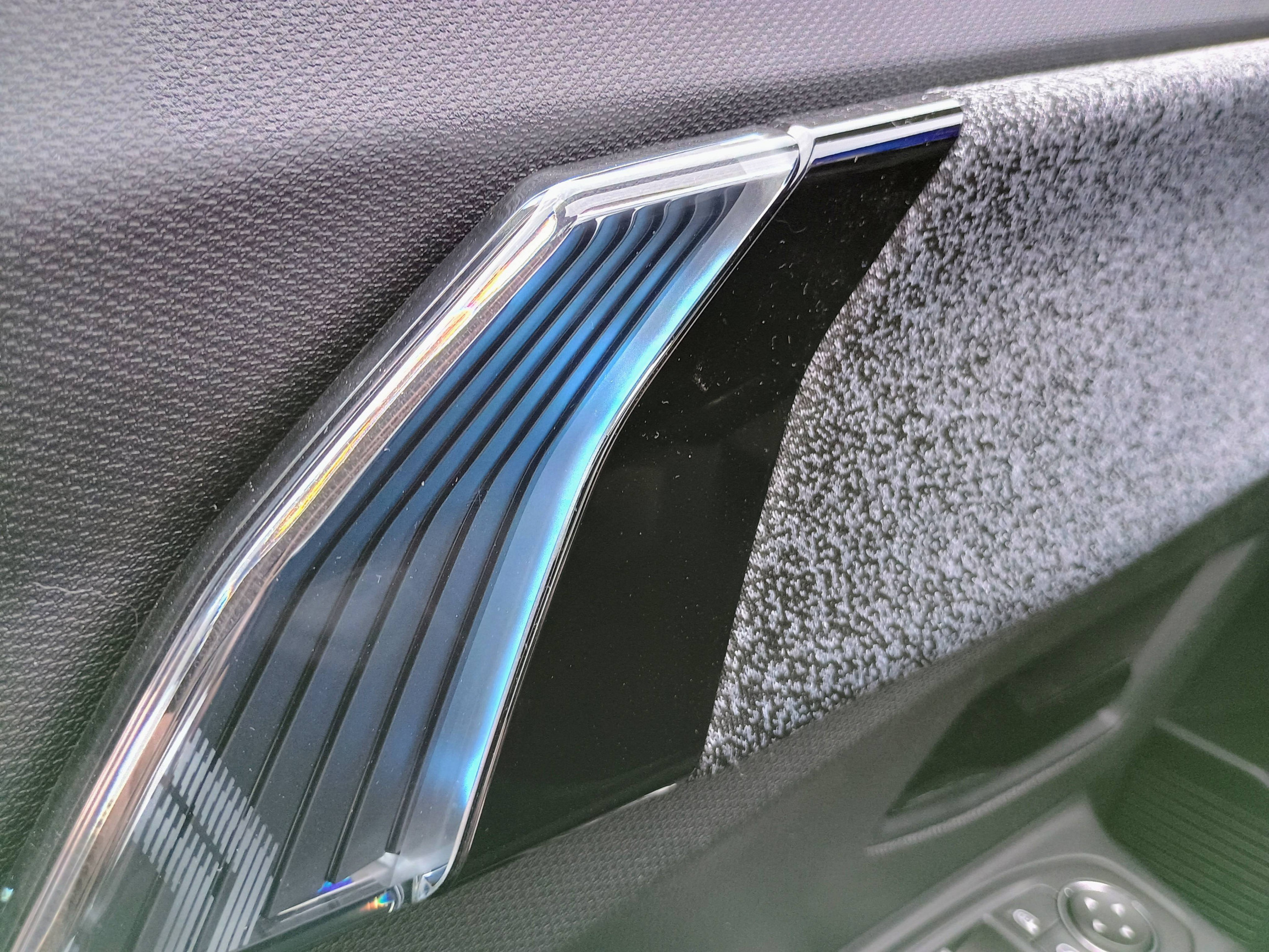 Vente en ligne Renault Clio 6 Clio E-Tech full hybrid 160 ch au prix de 26 980 €