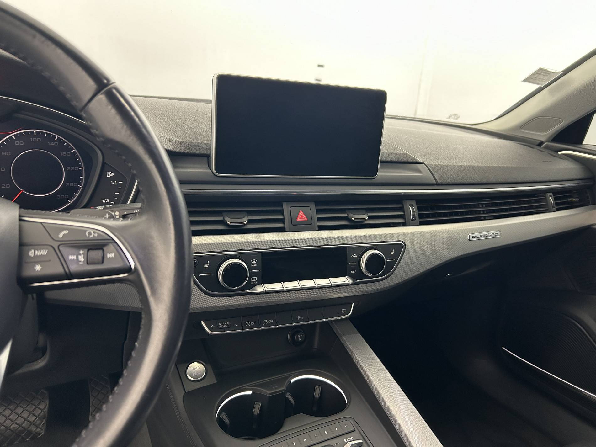 Vente en ligne Audi A4  2.0 TFSI 252 S tronic 7 Quattro au prix de 21 490 €