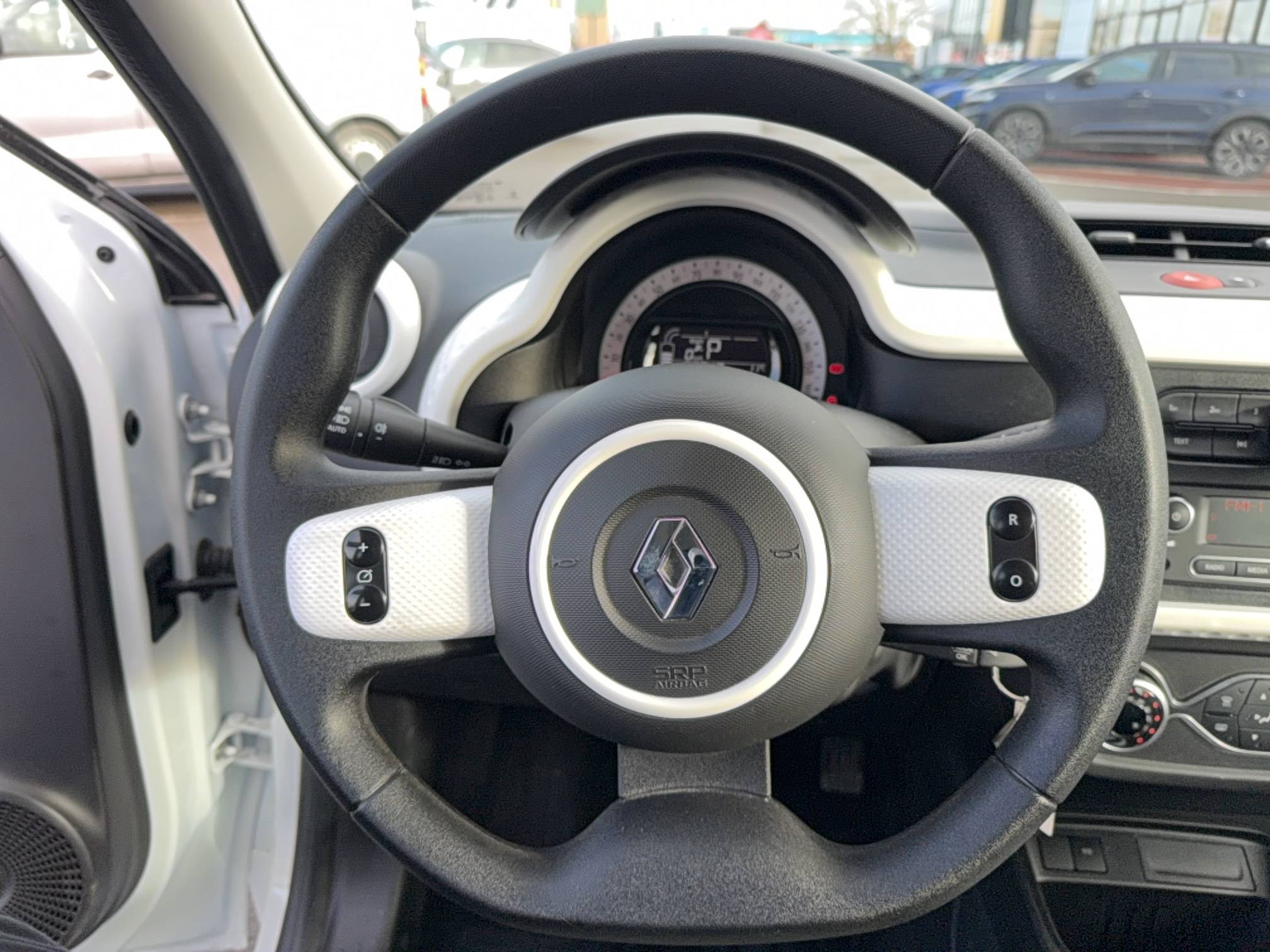 Vente en ligne Renault Twingo Electrique Twingo III E-Tech au prix de 9 900 €