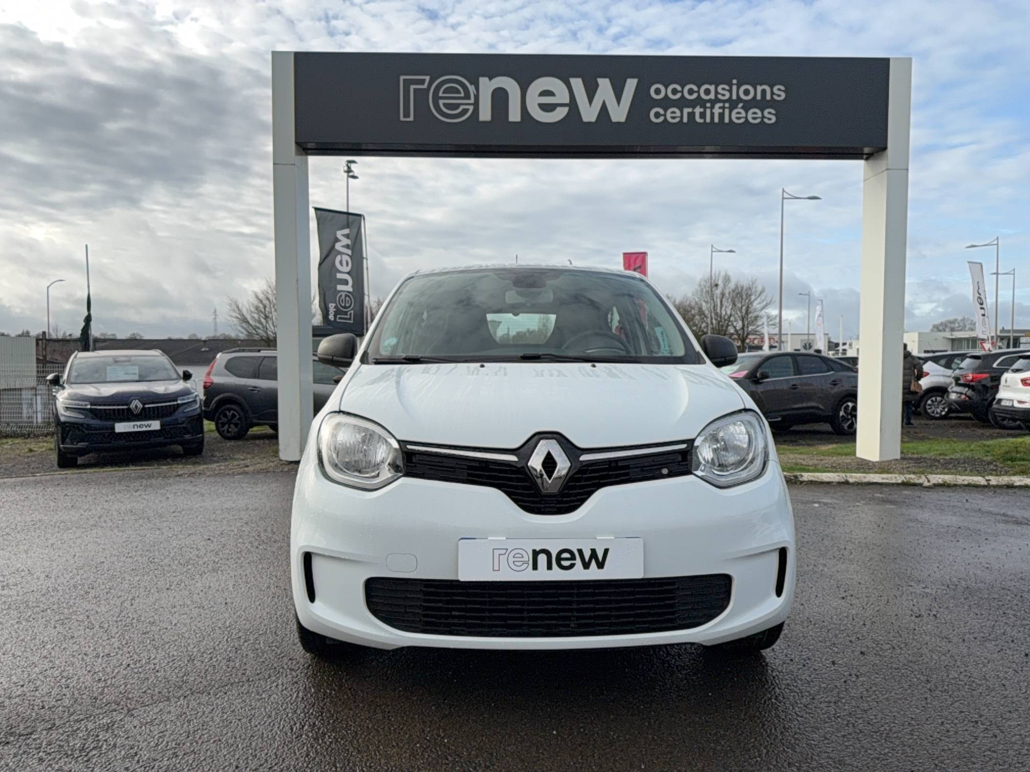 Vente en ligne Renault Twingo Electrique Twingo III E-Tech au prix de 9 900 €