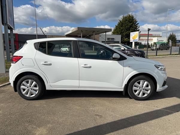 Vente en ligne Dacia Sandero  ECO-G 100 au prix de 14 990 €