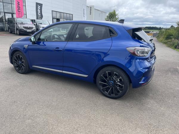 Vente en ligne Renault Clio 5 Clio E-Tech full hybrid 145 ch GSR2 au prix de 26 990 €